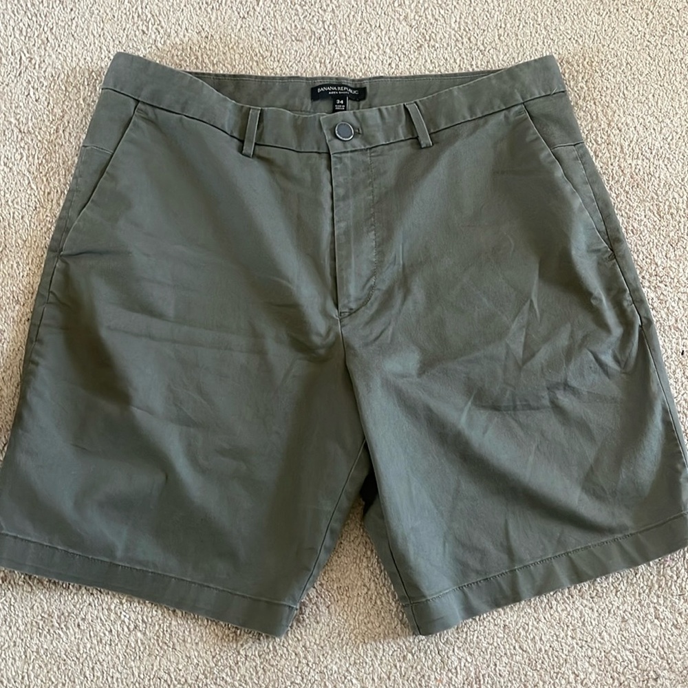 Banana Republic Aiden Short 34